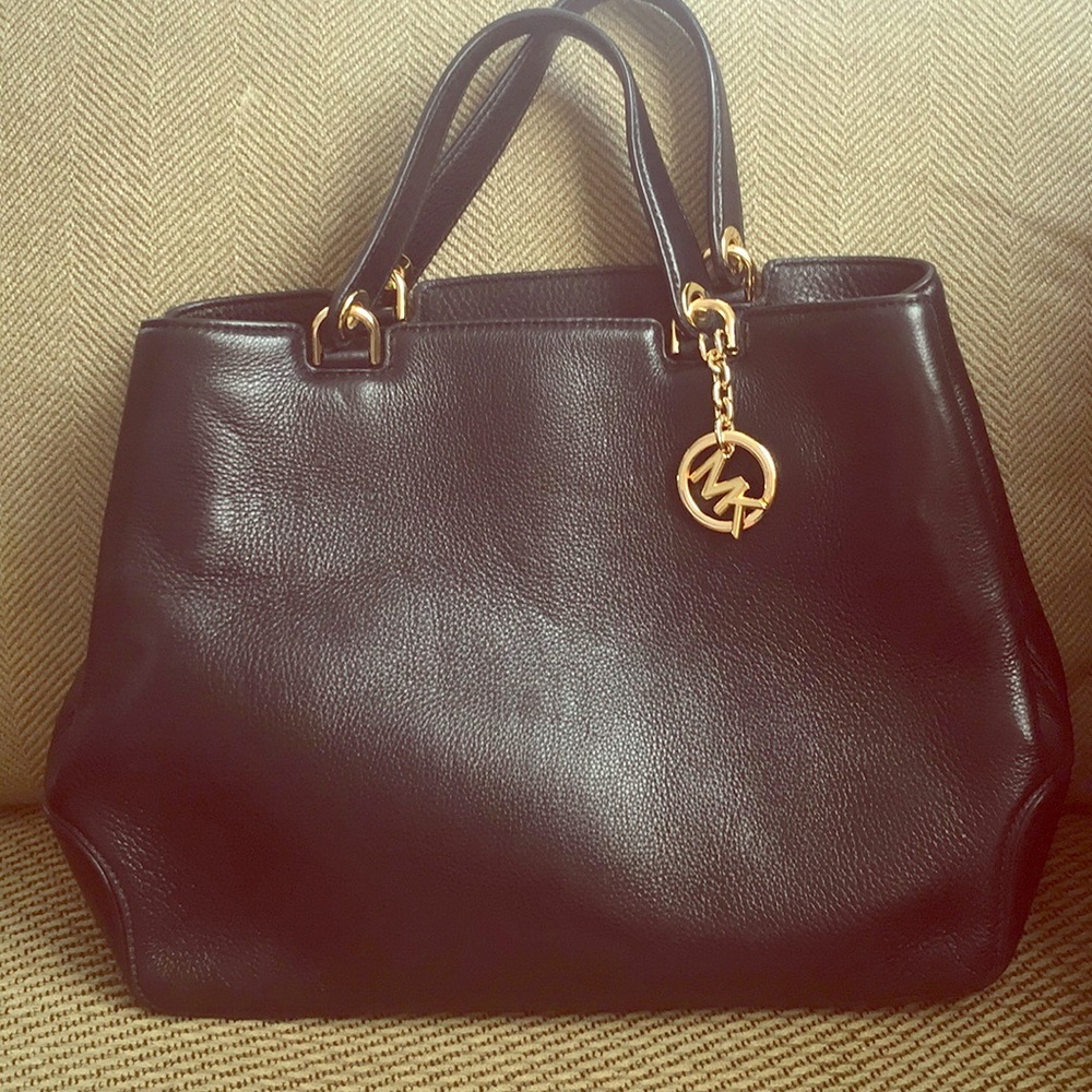 Michael Kors Leather Shoulder Bag